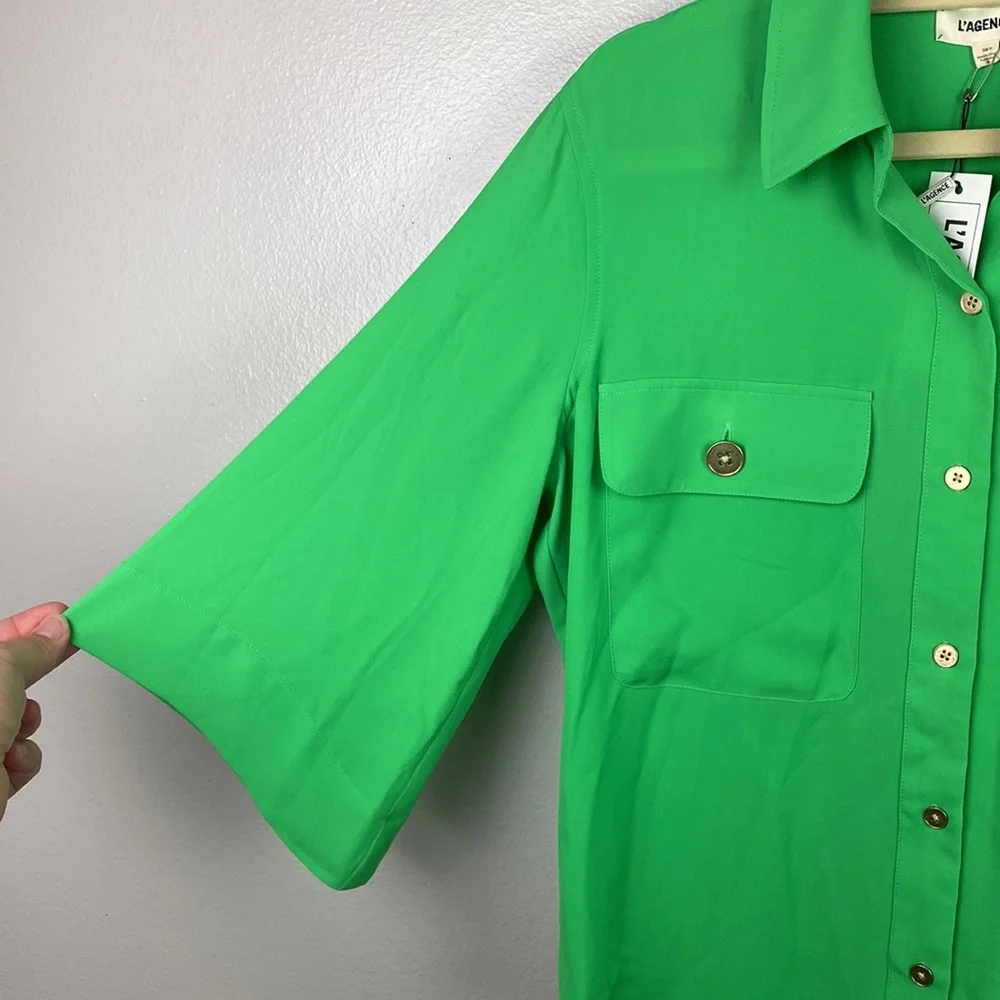 NWT L’AGENCE | Pop Green Short Sleeve Blouse XS - Picture 2 of 6